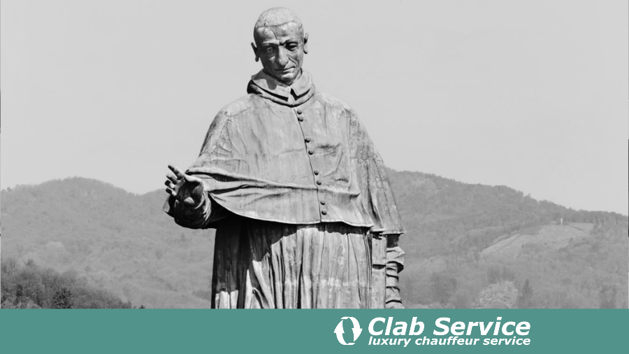 Stresa: Statue of San Carlo